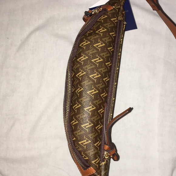 Adrienne Vittadini Fanny Pack - Picture 6 of 11